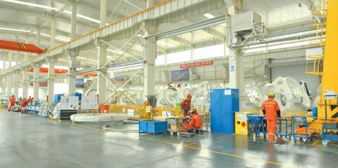 格爾木市推進(jìn)老年人關(guān)愛(ài)與綠色能源發(fā)展 意外傷害保險(xiǎn)全覆蓋與風(fēng)力發(fā)電技術(shù)服務(wù)并進(jìn)